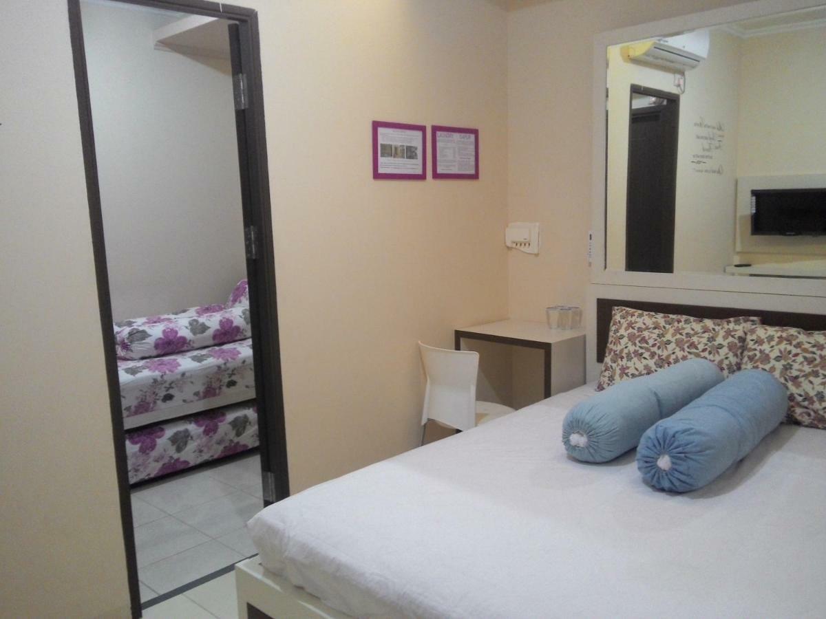 Kantos Guest House Джакарта Экстерьер фото